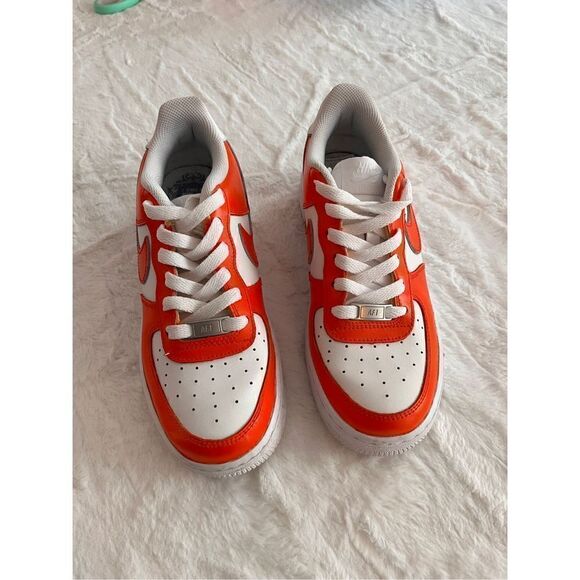 Custom Painted Nike Air Force 1 Size 6Y - Picture 1 of 7